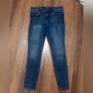 Womens Size 12 Gap Skinny Jeans Dark Wash